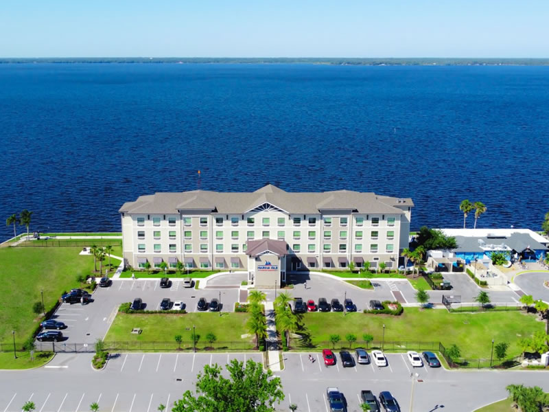 Marina Isle Assisted Living Building
